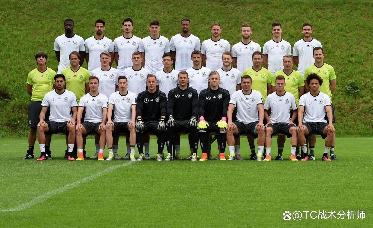 关于斯图加特客场战胜莱比锡红牛，豪取三分的信息