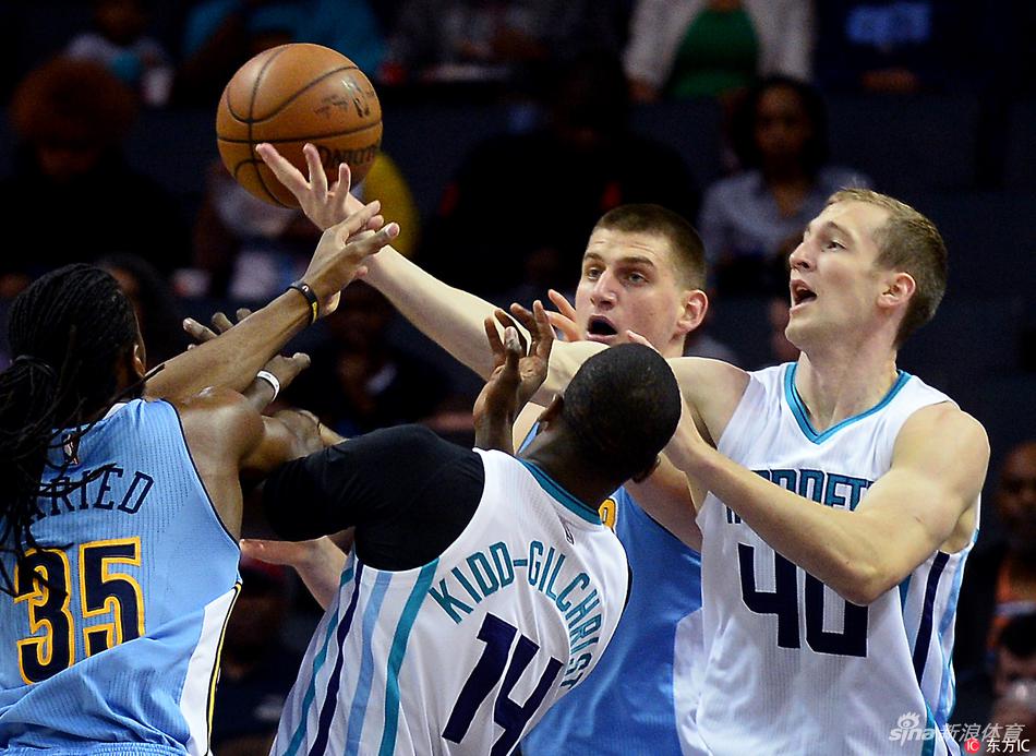 大黄蜂主场负于对手，失去三分的简单介绍