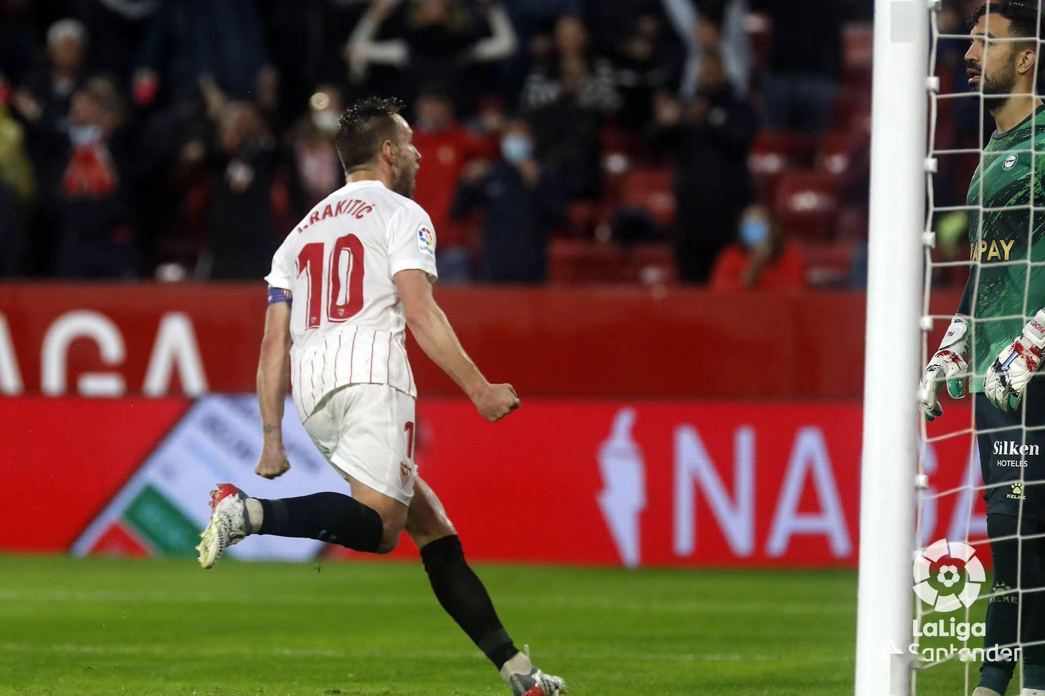 西甲劲旅精英对决，胜负不分黑马困境待挑的简单介绍