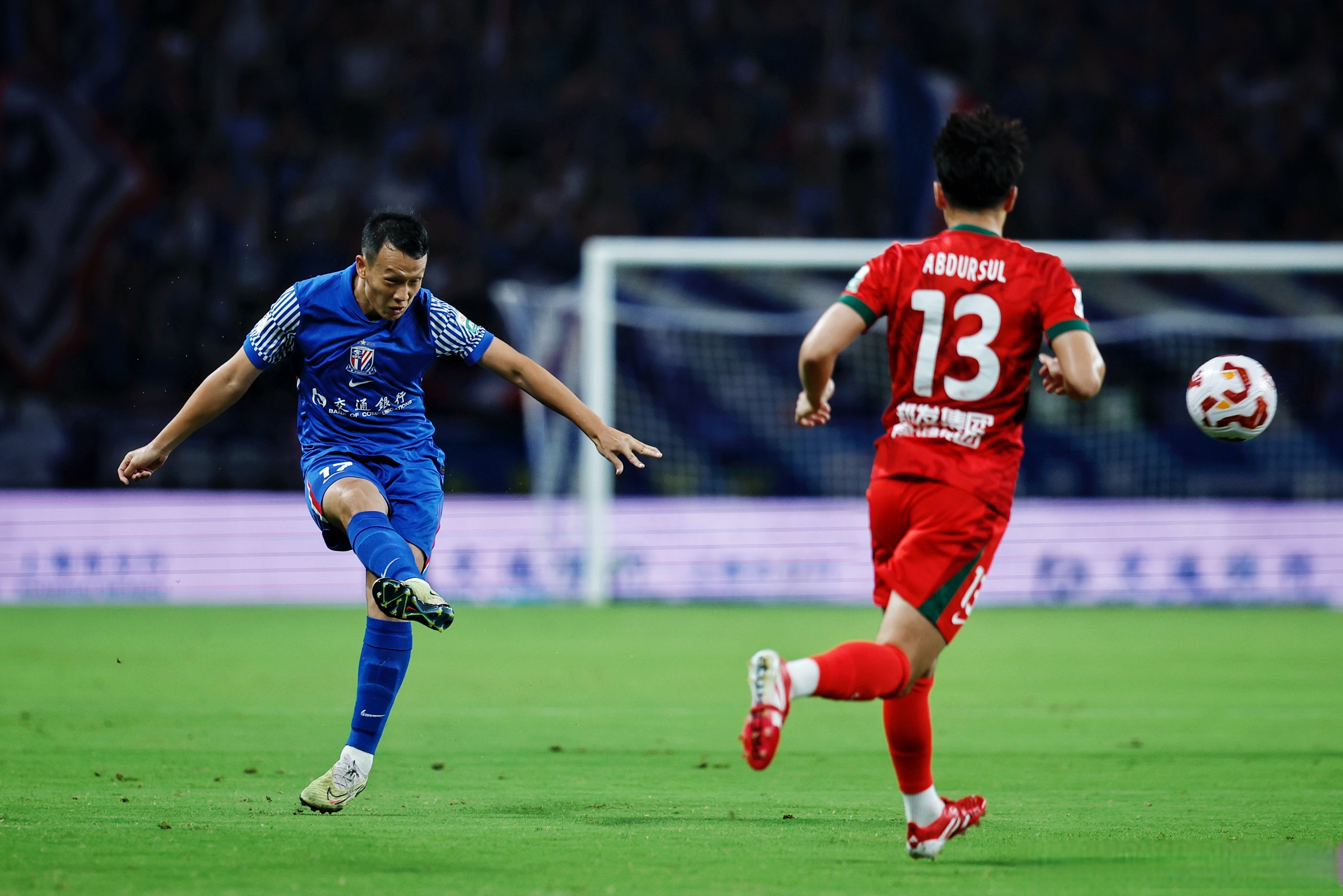 关于上海绿地申花客场告捷青岛黄海，豪取连胜的信息