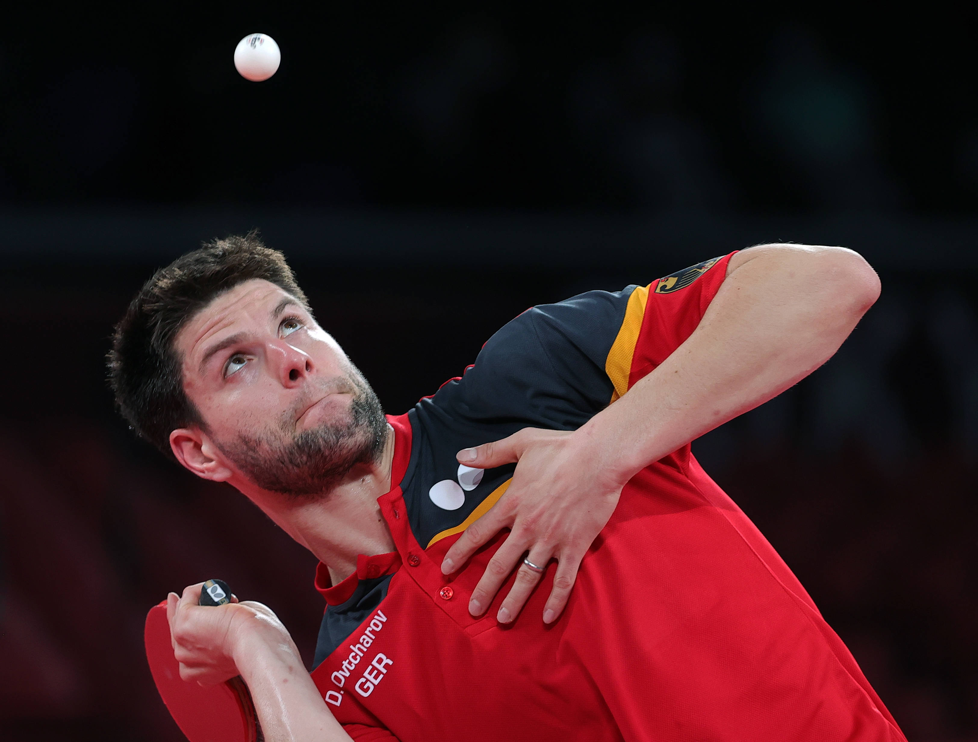 包含法国乒乓球队爆冷奥地利乒乓球队，奥恰洛夫绝境逆转的词条