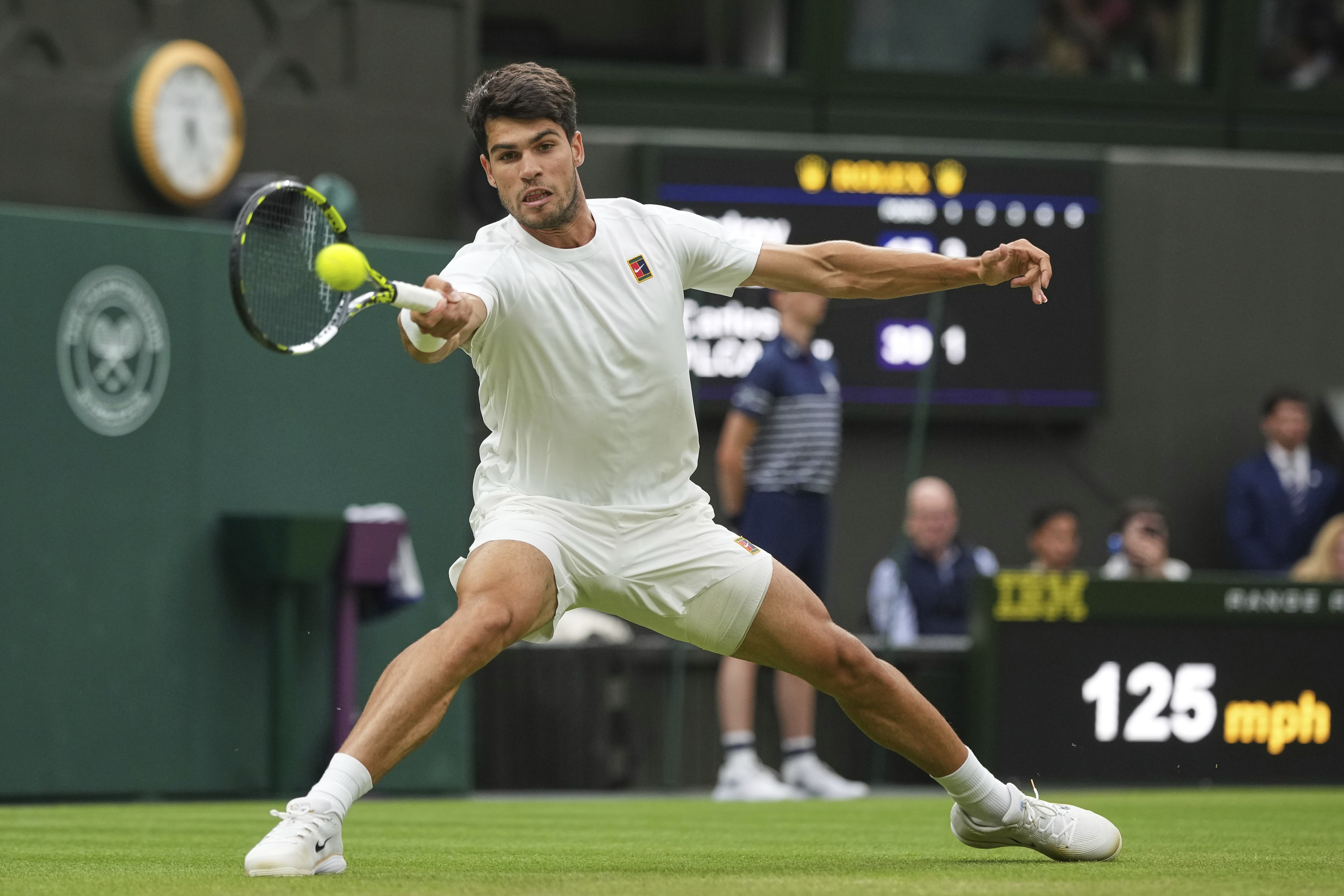 关于美国网球队绝地反击英国网球队，阿尔卡拉斯统治全场的信息