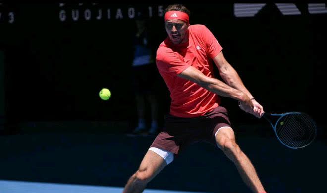 世界网球队绝杀英国网球队，兹维列夫送出助攻