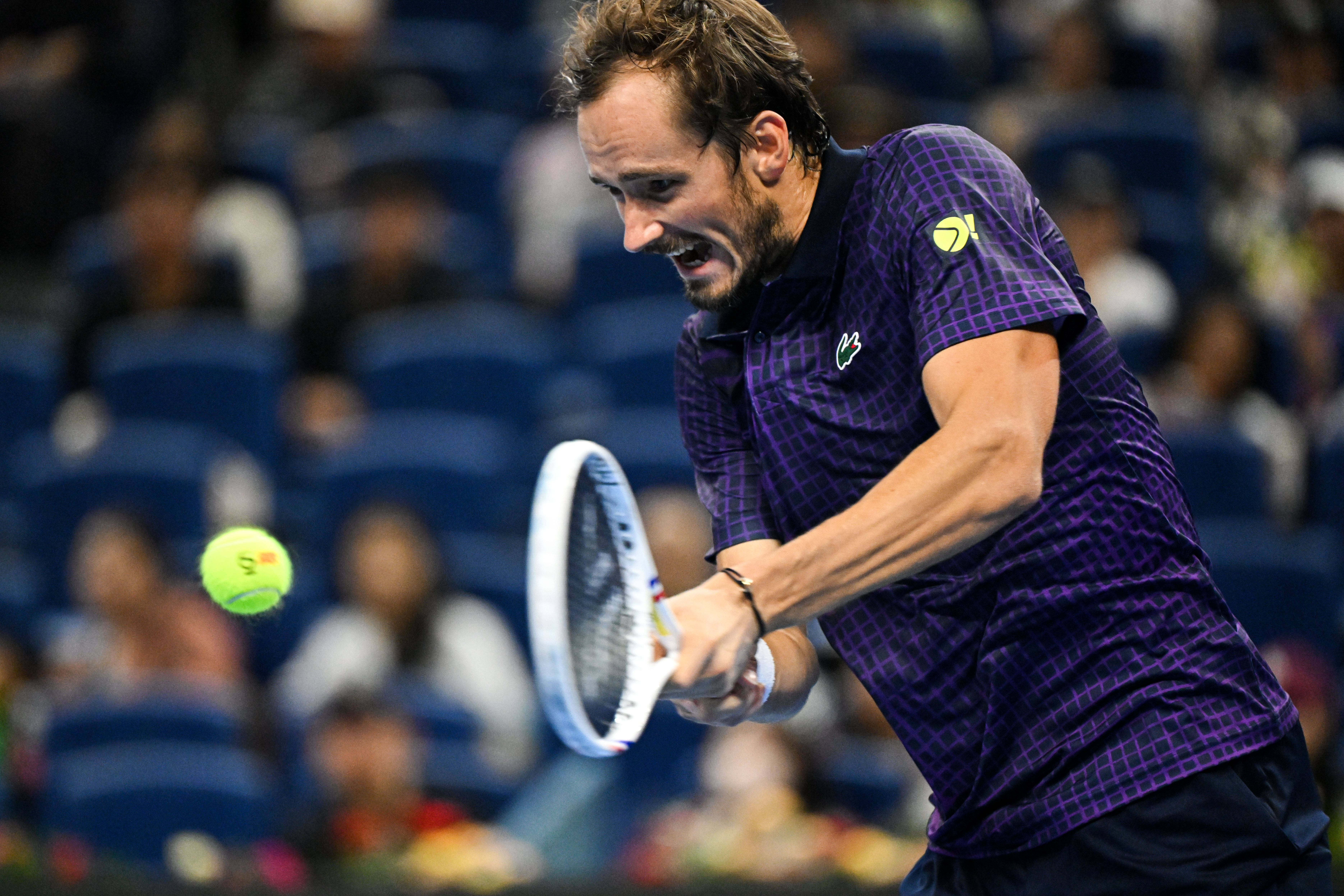 欧洲网球队横扫意大利网球队，梅德韦杰夫完成帽子戏法的简单介绍