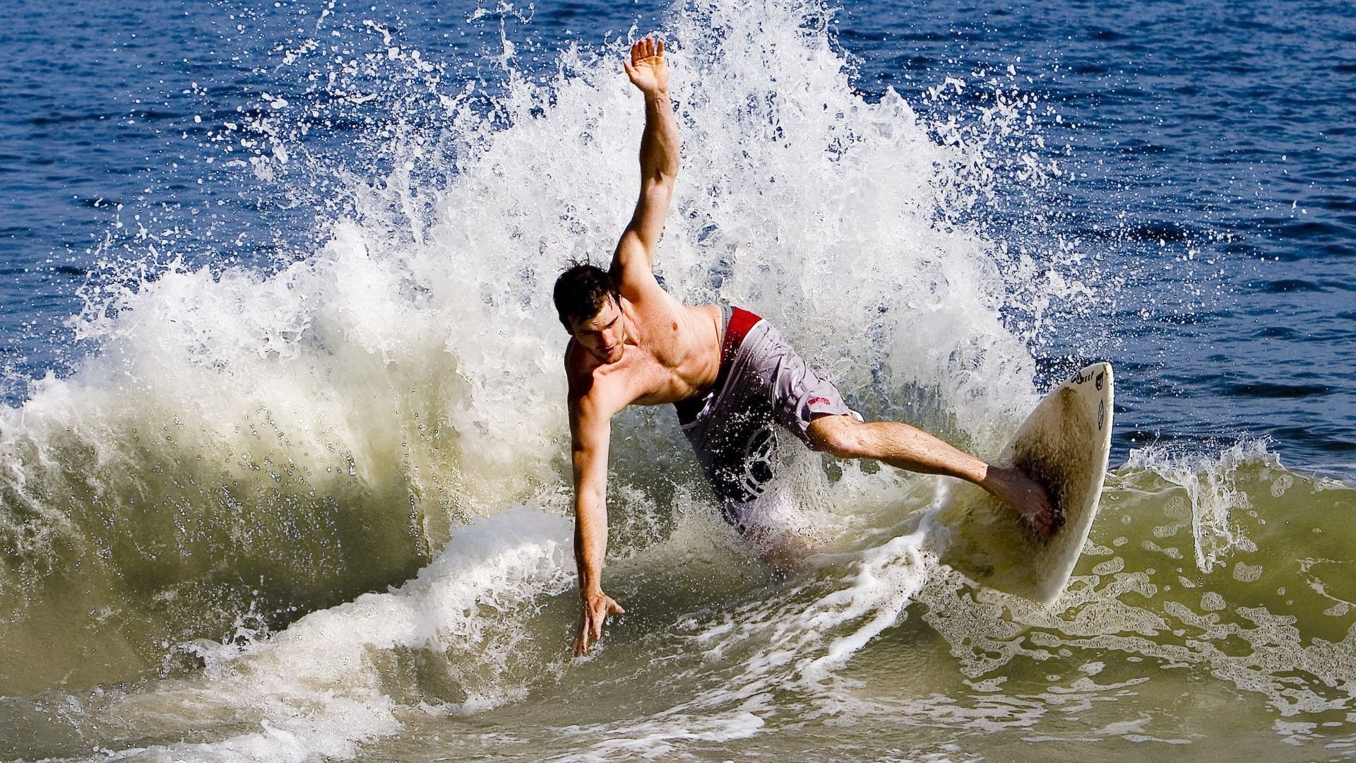 乔治一剑封喉，爵士决胜局让北京队提前离场