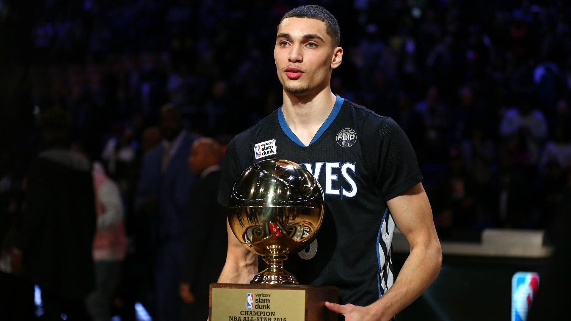 绿茵场外的总决赛，哥伦比亚粉碎加纳背后的体育全球化隐喻